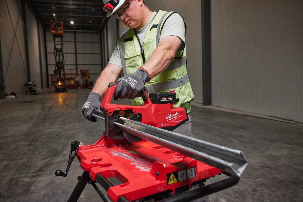 Milwaukee M18 Force Logic  Strut Shear Tool M18STSO-0B