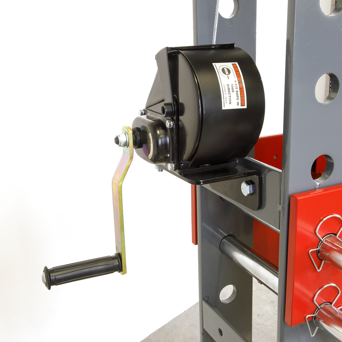Sliding hydraulic ram assembly gives 260mm of lateral travel for off-centre pressing applications.