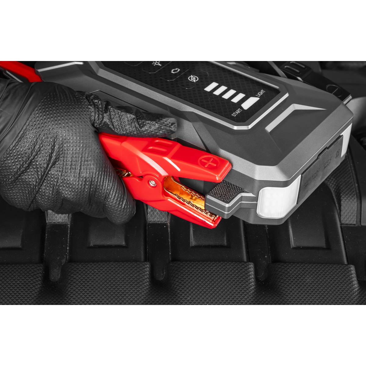 Sealey RoadStart 12V Jump Starter Power Pack 4000A RS4000