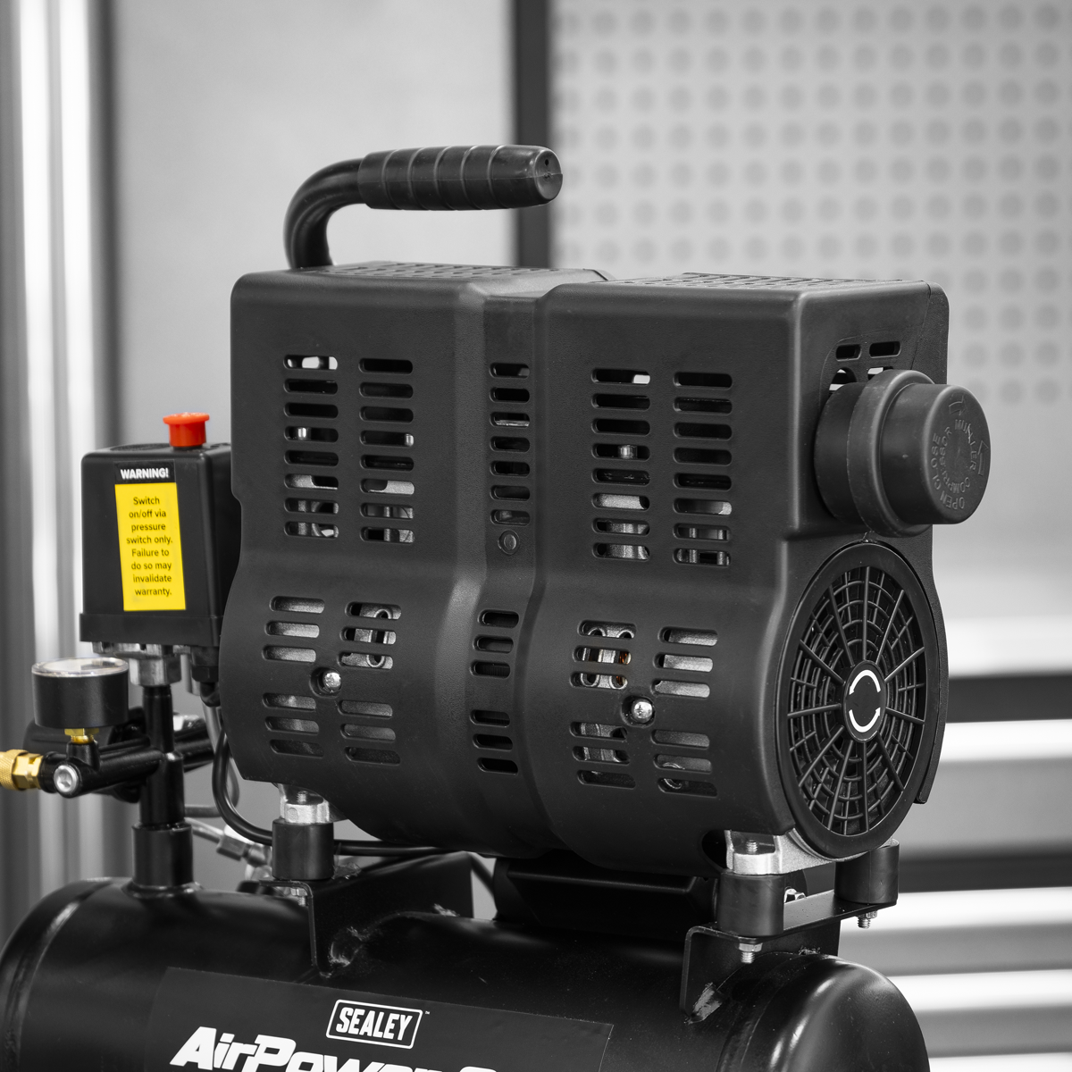 Sealey silent 6 litre air compressor