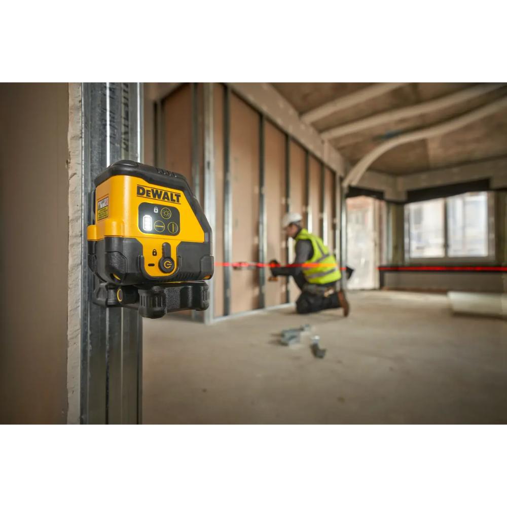DeWalt red cross line laser level with magnetic bracket