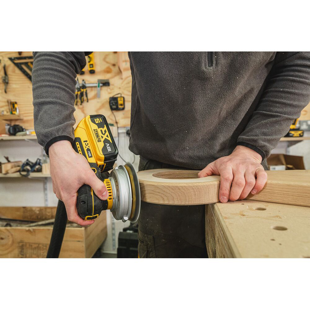 DeWalt cordless 125mm Random Orbital Sander