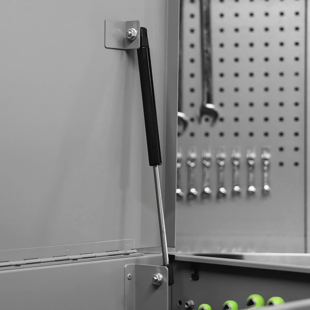 heavy duty Sealey work trolley