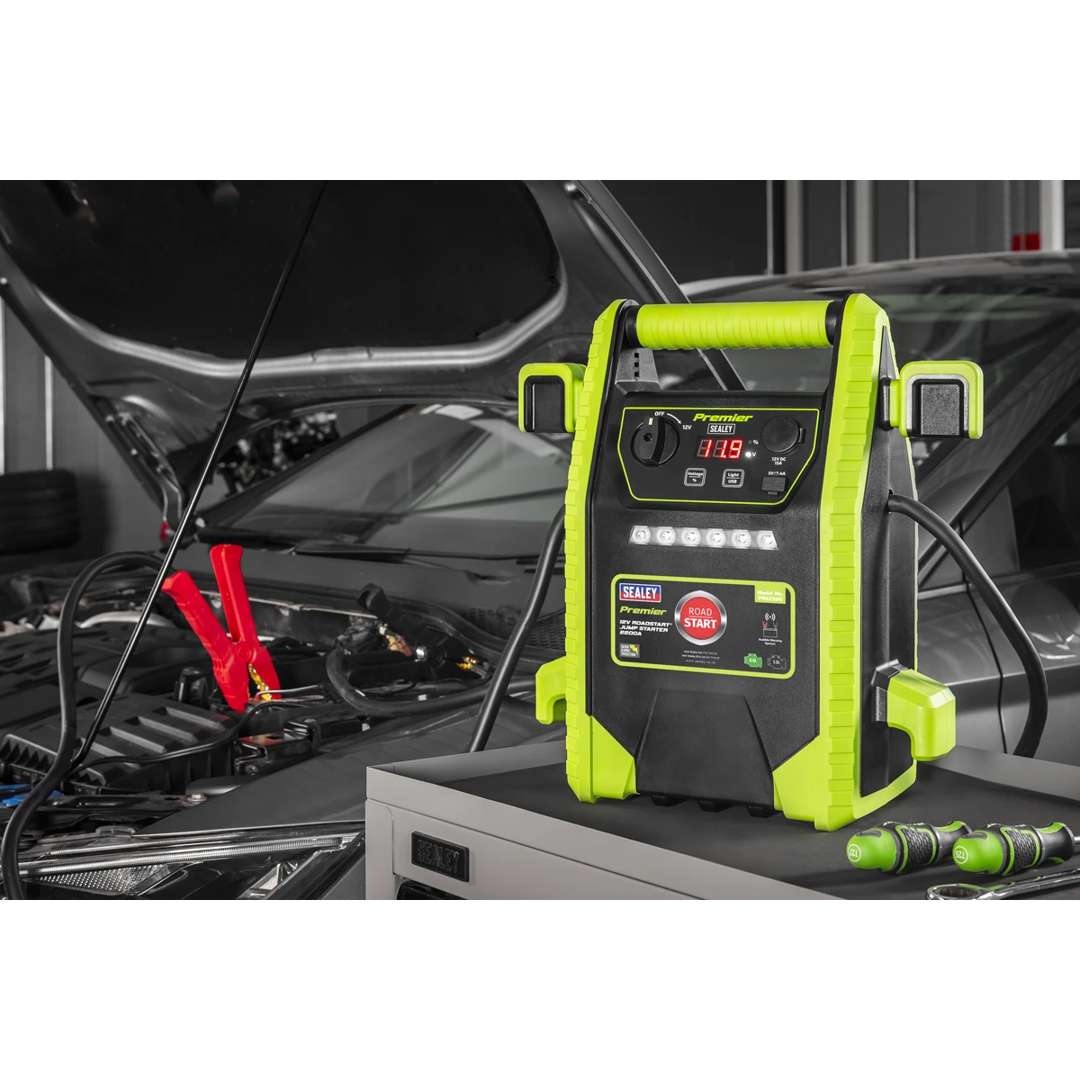 High performance 22Ah AGM battery housed in robust casing, specially formulated to jump start up to 8L petrol and 5L diesel engines.