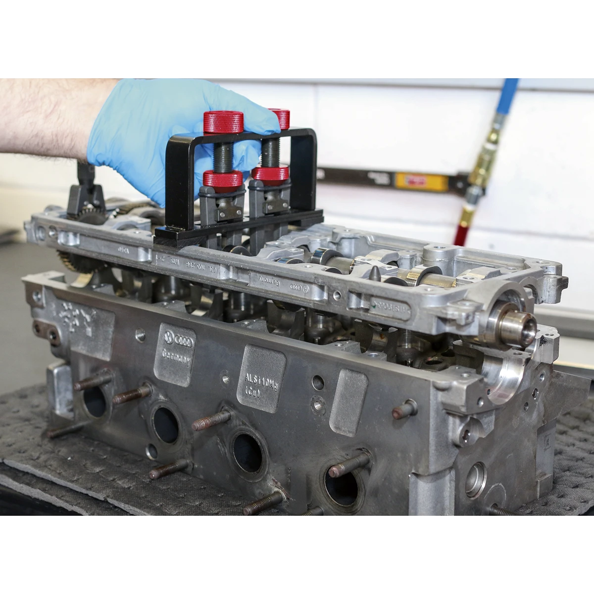 • VAG AND PORSCHE - This kit is suitable for 1.2, 1.6, 2.0, 2.7, 3.0, 4.0, 4.2 common rail diesel engines.