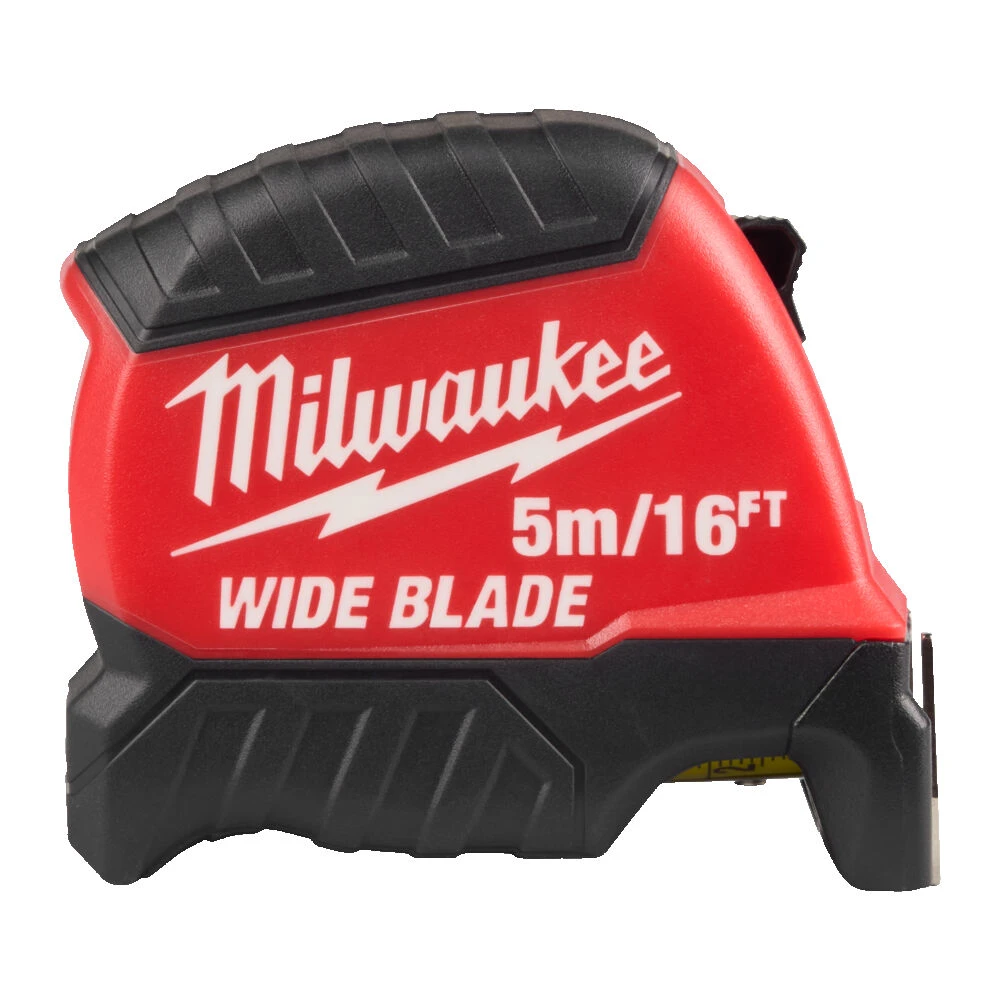 Milwaukee GEN II 5m Wide Blade Tape Measure housing showing the brand logo
