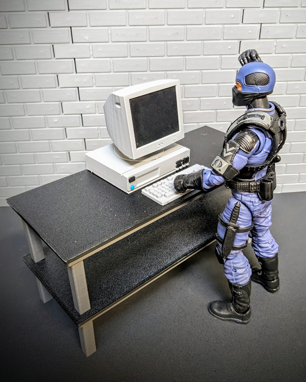 Red Atlas Creations | Retro Desktop Computer