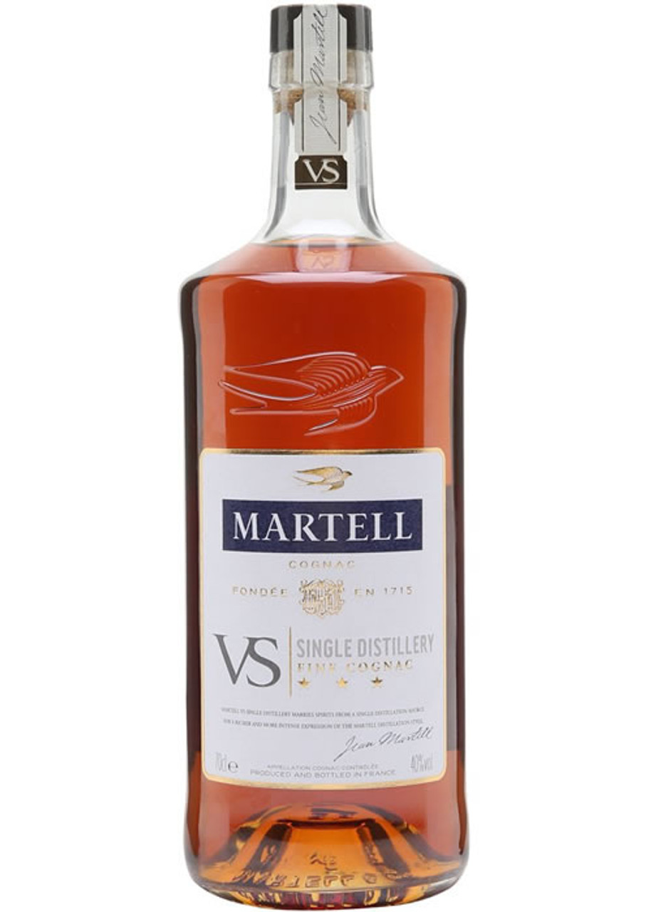 Martell коньяк купить. Мартель Cognac vs. Коньяк Martell vs Single Distillery. Martell vs 0.5 Cognac. Мартель вс сингл Дистиллери.