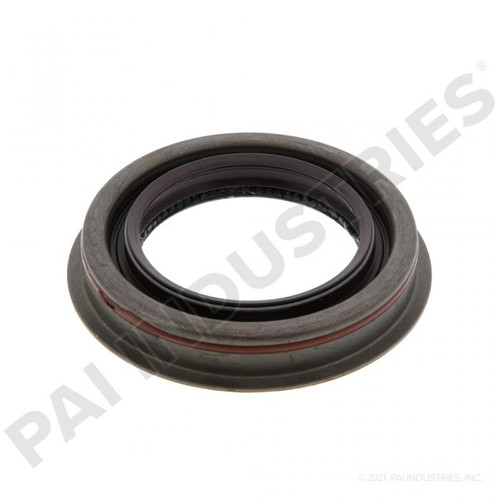 1691144C2 Navistar Oil Output Shaft Seal
