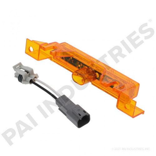 85107907 Mack Marker Lamp