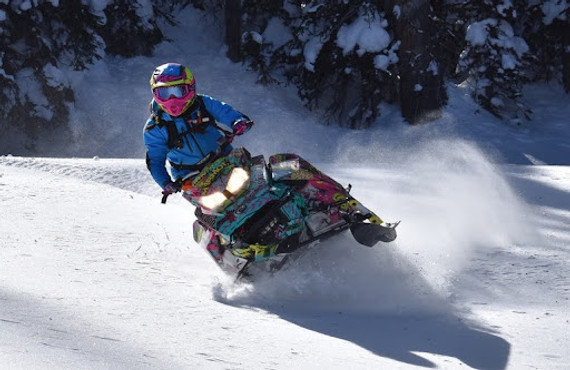 What Are the Top 5 Safety Items for Snowmobiling? 