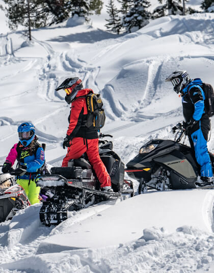 6 Steps for Choosing Snowmobile Clothing - DSG Outerwear