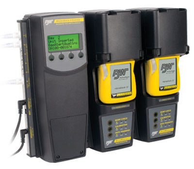 Base station with GasAlertMicroClip XT module (charging) with power supply