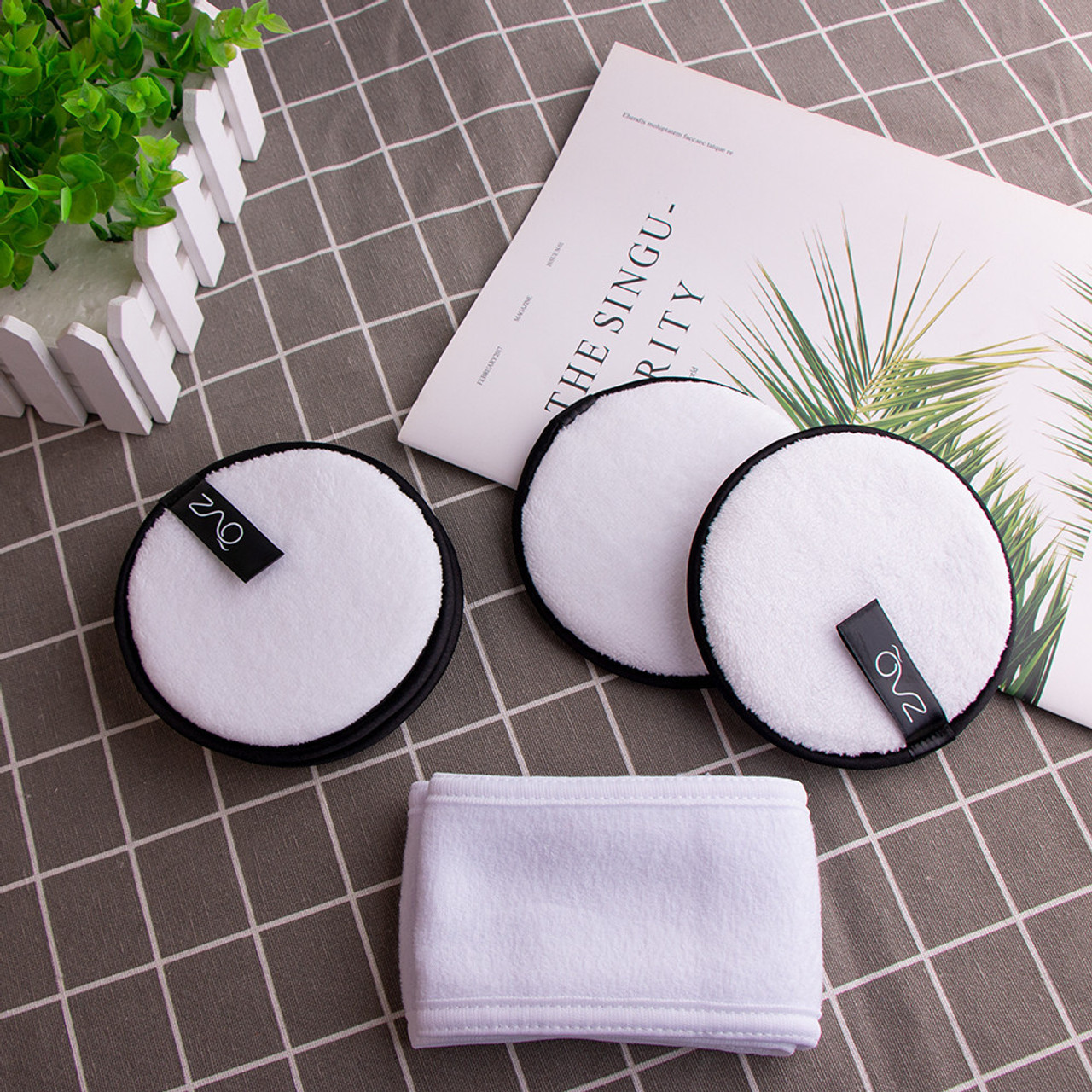 Reusable Makeup Remover Pads + Spa facial Headband - White