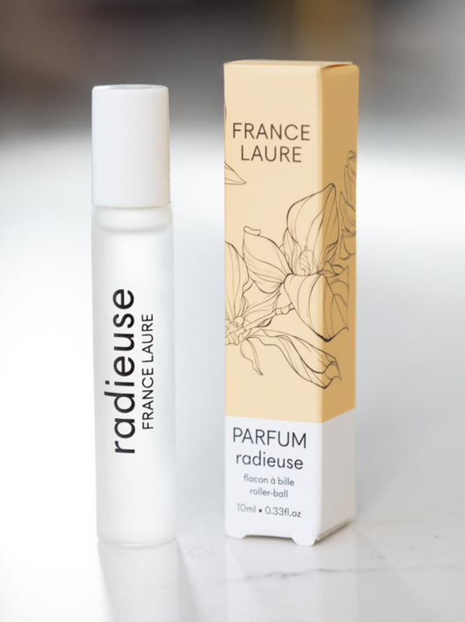 Radieuse Perfume with packaging