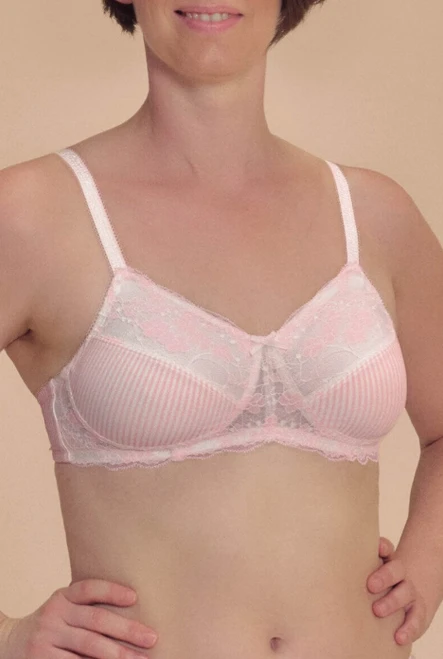 Amoena 45118 Kennie Wire Free Mastectomy Bra
