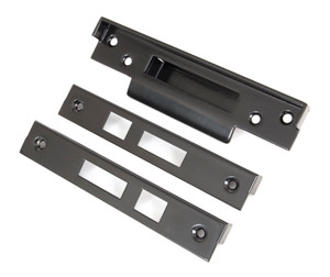 Black ��" Rebate Kit for Sash Lock