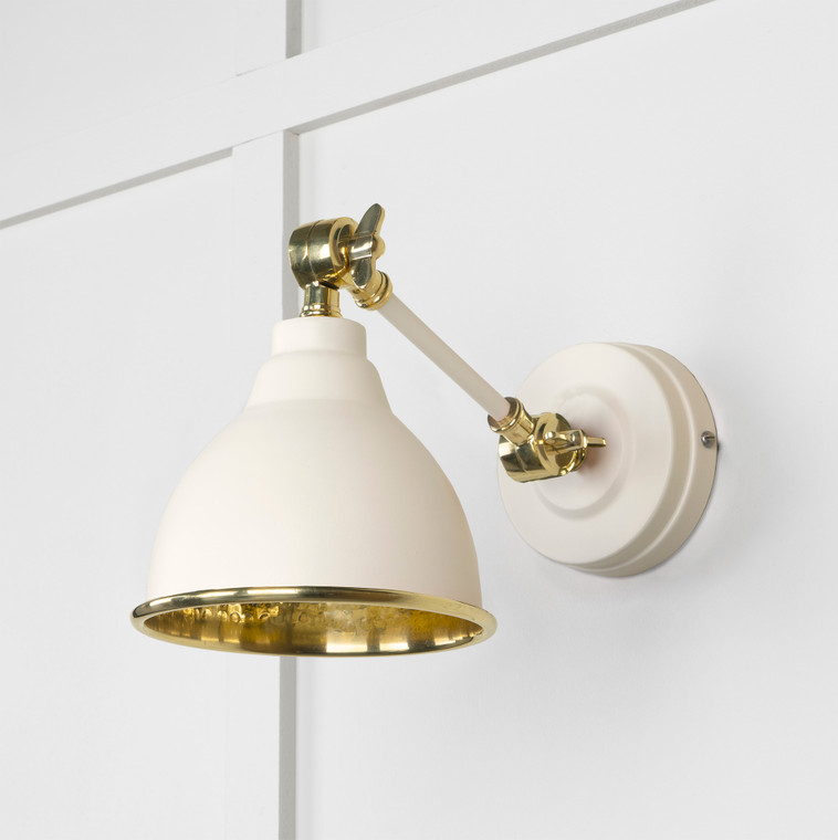 Hammered Brass Brindley Wall Light in Teasel