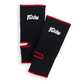 Durable Fairtex Muay Thai Ankle Supports offer joint protection, comfort, and style. Perfect for MMA and Muay Thai training or competition.