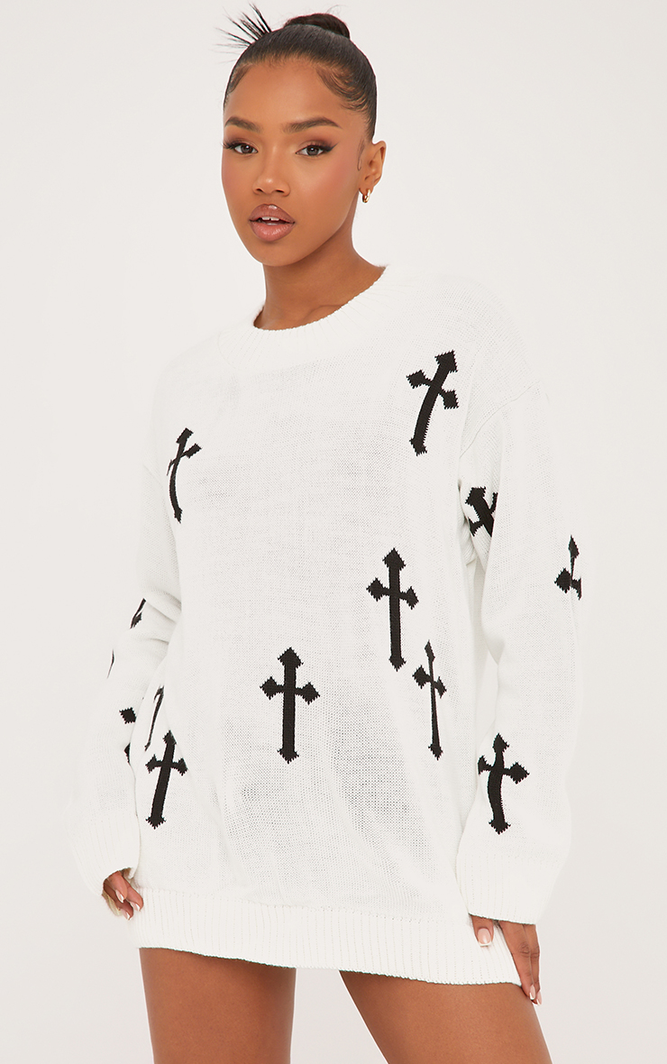 Long Sleeve Cross Patch Detail Oversized Jumper In Cream