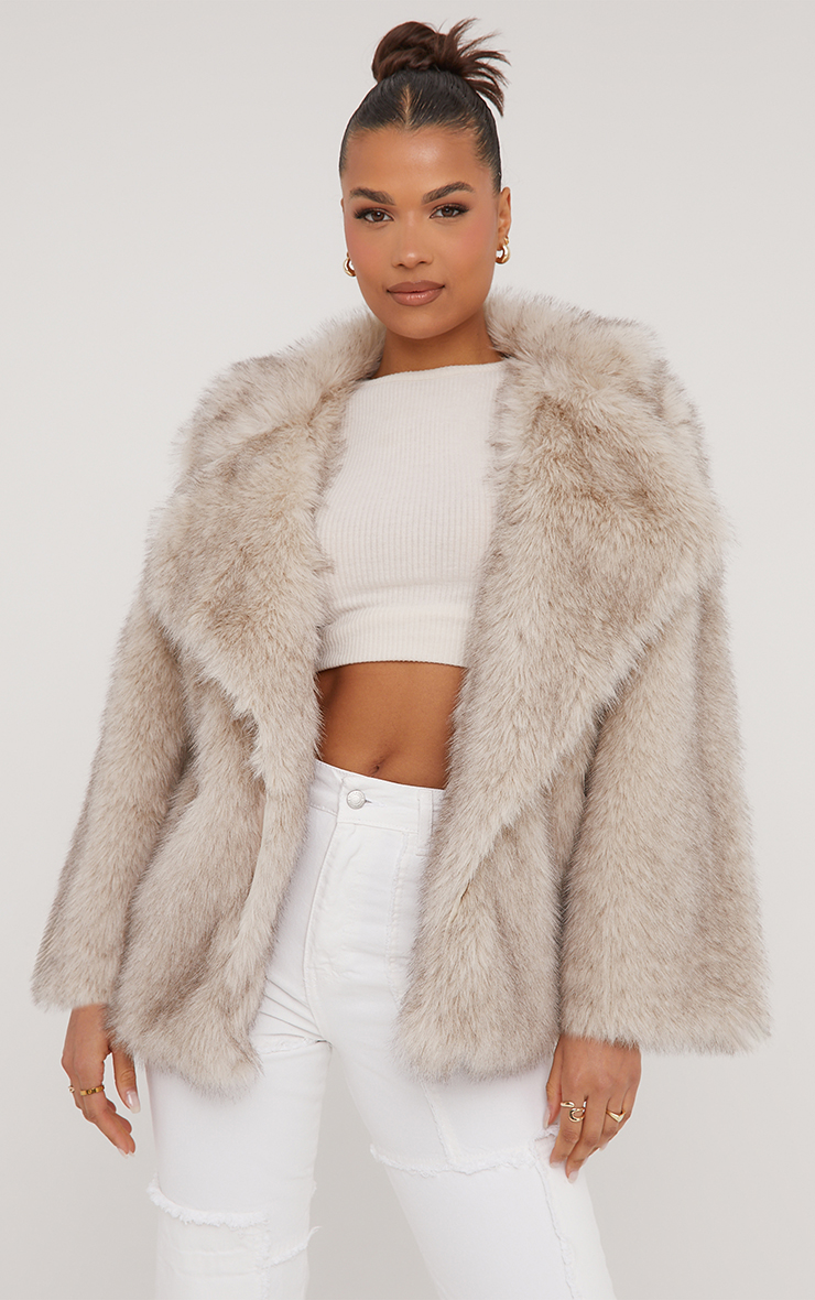 ANDREA&Co. YOSEATSUME FUR JACKET グレー Two Tone Oversized Coat In Grey Faux Fur | EGO US | EGO