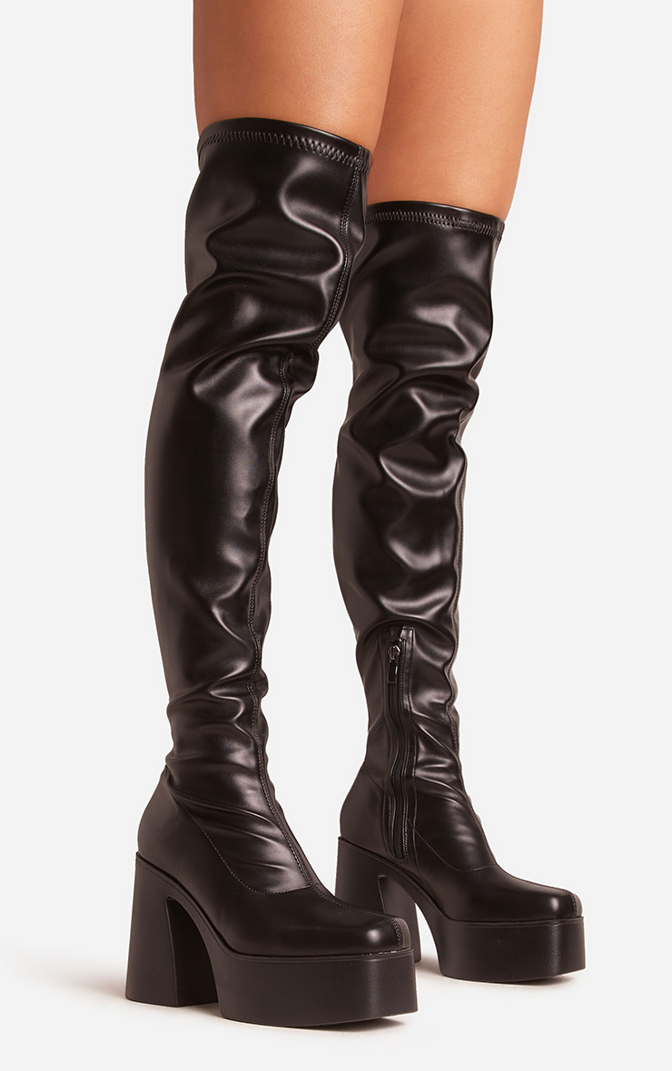 8008. Evergreen Black Pu Knee High Elasticated Detail Chunky
