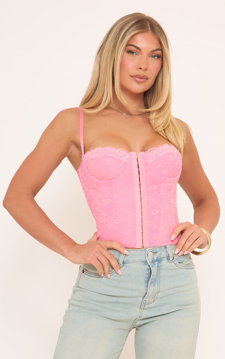 yilon CORSET LACE CAMI ピンク Hook And Eye Lace Up Back Detail Corset Top In Pink Lace | EGO US