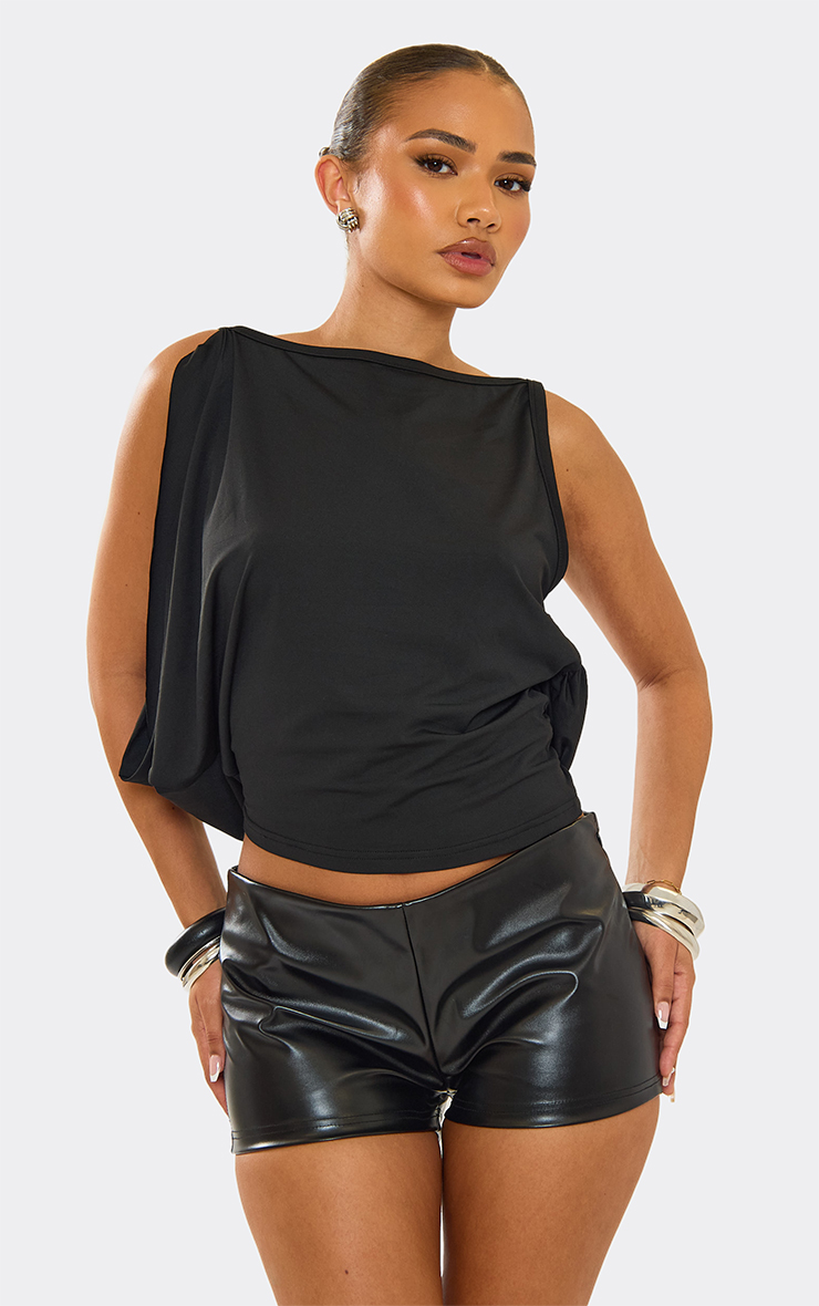 Slash Neck Sleeveless Top In Black