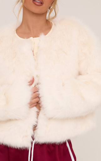 アウターその他 BADBLOOD Beyond Soft Collarless Fur Jacket Cream Collarless Coat In Cream Faux Fur | EGO Shoes