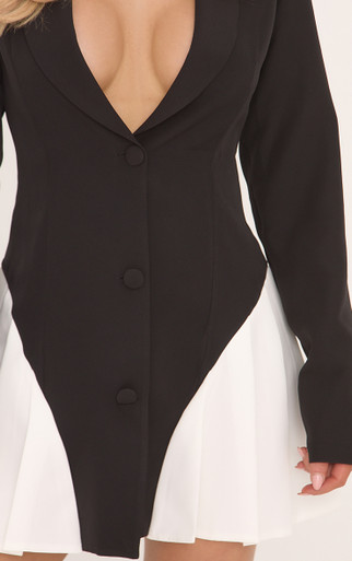 long sleeve button front pleated blazer dress in white woven Autumn Winter Women Blazer Long Sleeve Knee Length Office Lady White Pleated Dress 210415