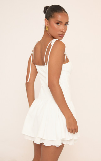 適当な価格 Layered Detail Front Tie Strappy Frill White In Dress Mini トップス