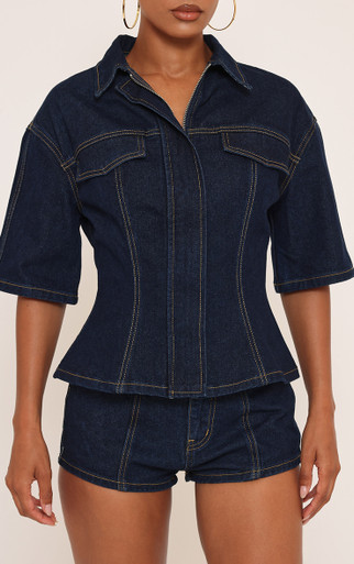 Short Sleeve Cinched Waist Detail Collared Top In Indigo
