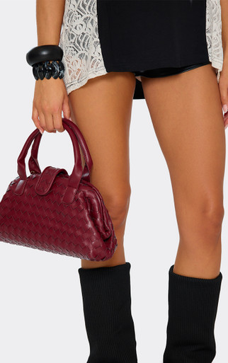 Davos Shaped Shoulder Bag In Burgundy Woven Faux Leather | EGO US