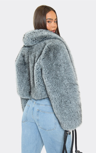 Oversized Collar Panel Detail Cropped Coat In Grey-Blue Faux Fur