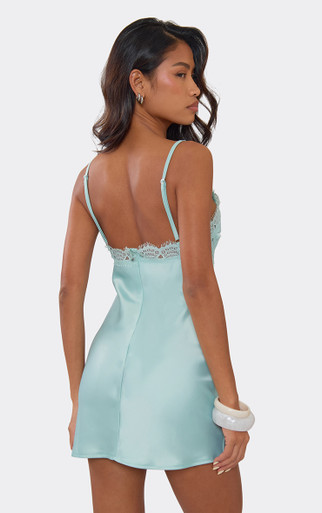 CLO0748_ITMYA7356DR_MT0779_cop