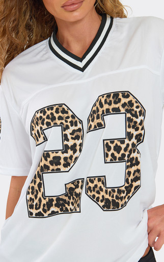 Short Sleeve V Neck Leopard Print Number Graphic Detail Jersey Top