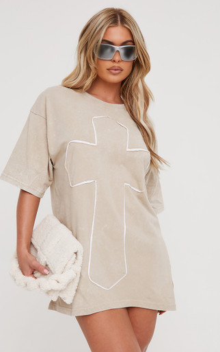 Cross Patch Detail Oversized T-Shirt Dress In Stone Acid