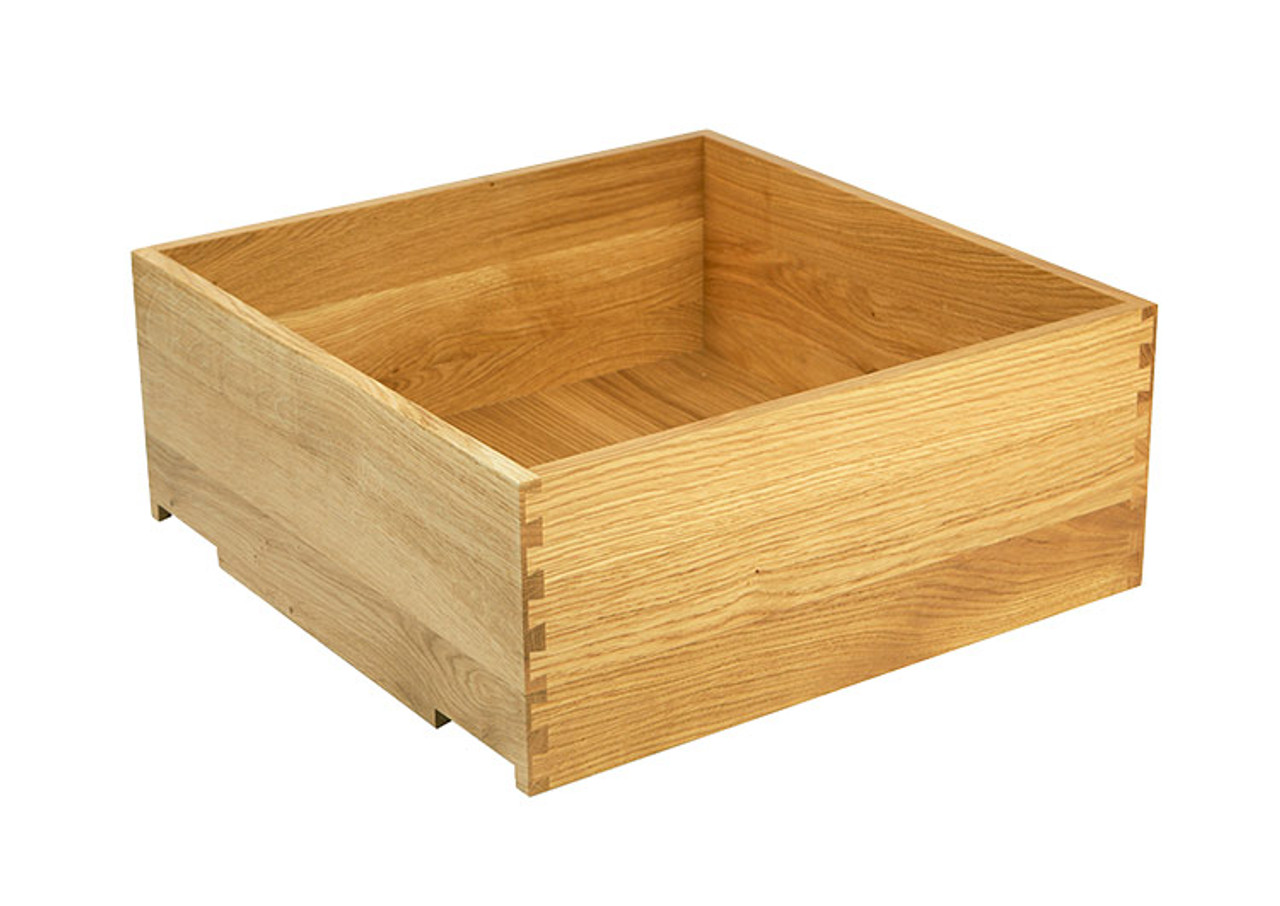 Premium oak drawer boxes constructed with dovetail joints, available in 90 and 180mm height options
