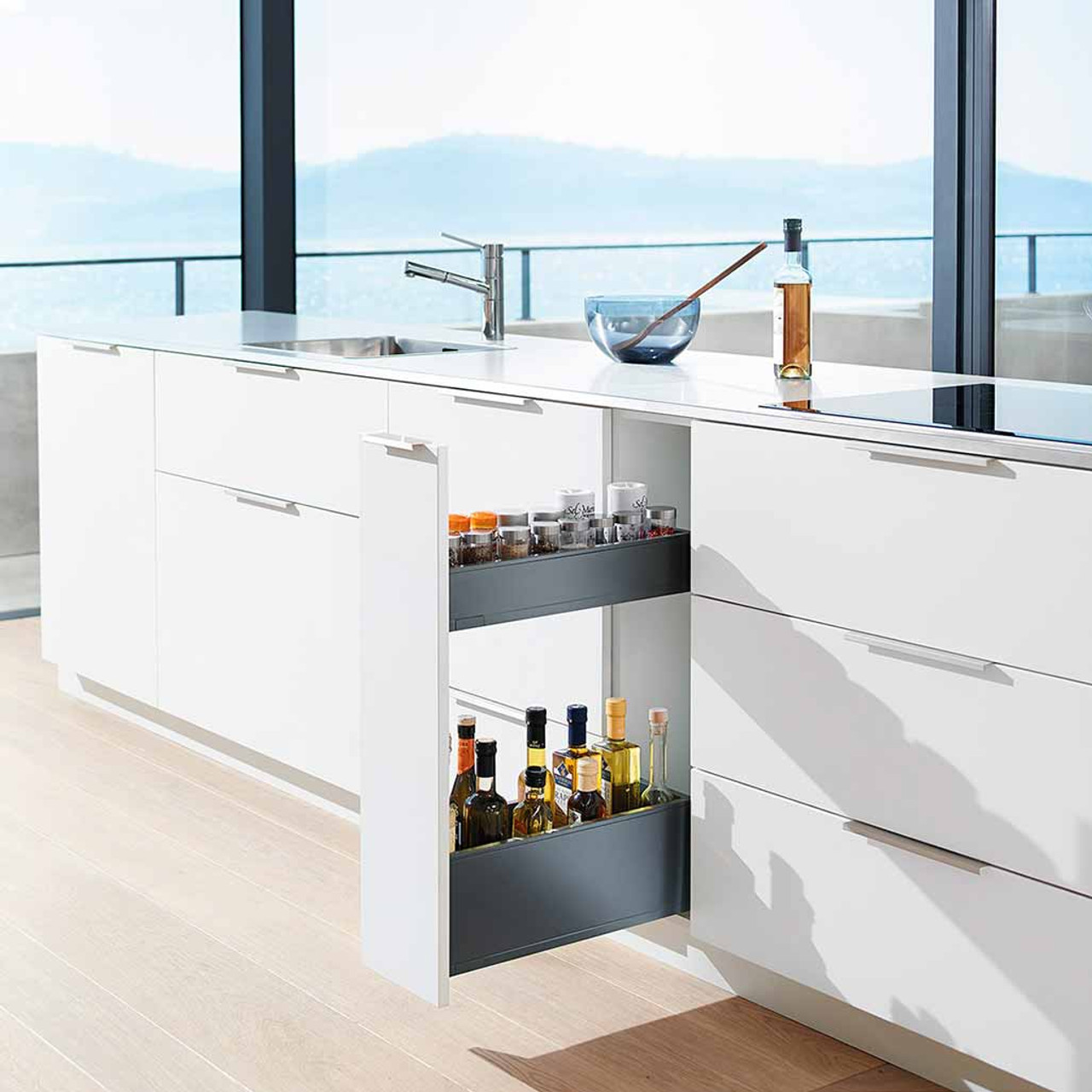 Blum LEGRABOX Space Twin fitted in a 200mm kitchen cabinet showing slim pull-out storage with BLUMOTION soft-close. Blum LEGRABOX Space Twin fitted in a 200mm kitchen cabinet showing slim pull-out storage with BLUMOTION soft-close.