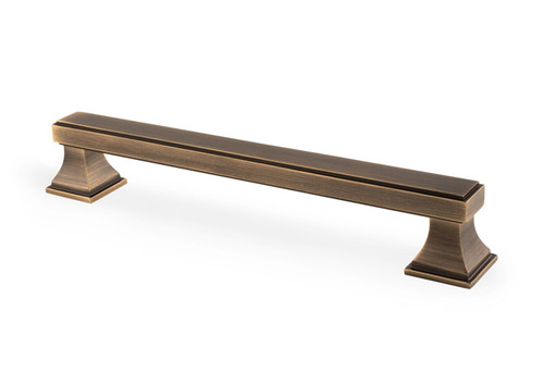 Alexander & Wilks Jesper square pull handles in antique brass available in 128mm and 160mm sizes