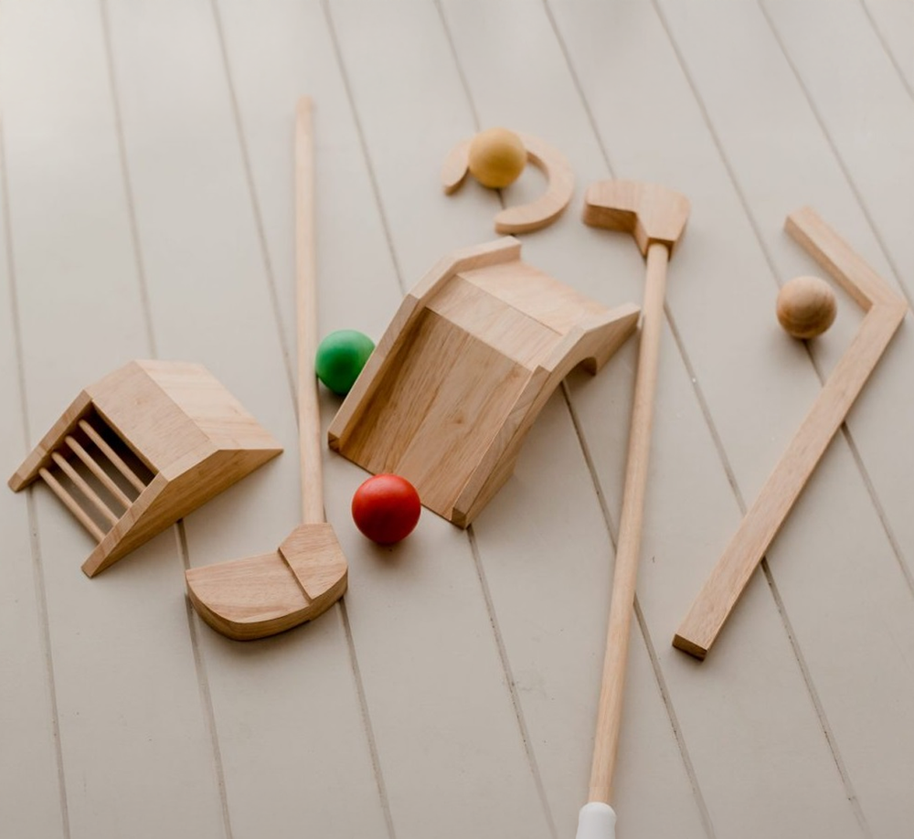 min wooden golf set