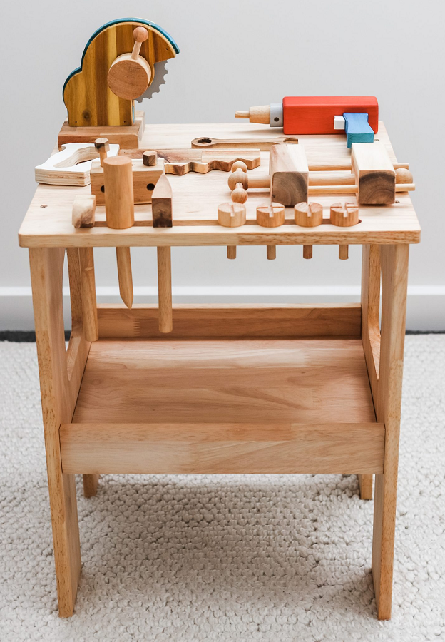 qtoys wooden workbench