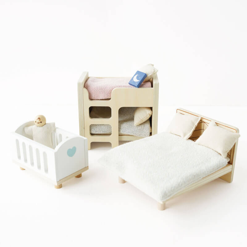 le toy van doll bedroom