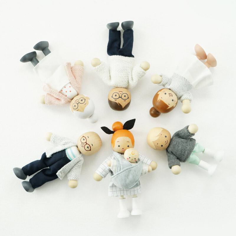 le toy van doll family 7