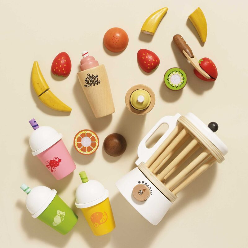 Le Toy Van Wooden Blender Set parts