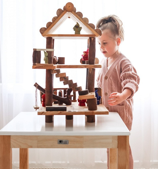 qtoys cottage tree house toy