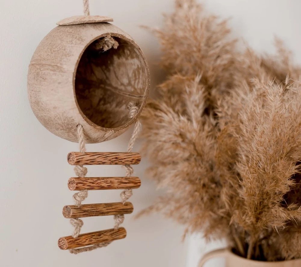 Qtoys Hanging Fairy & Bird House