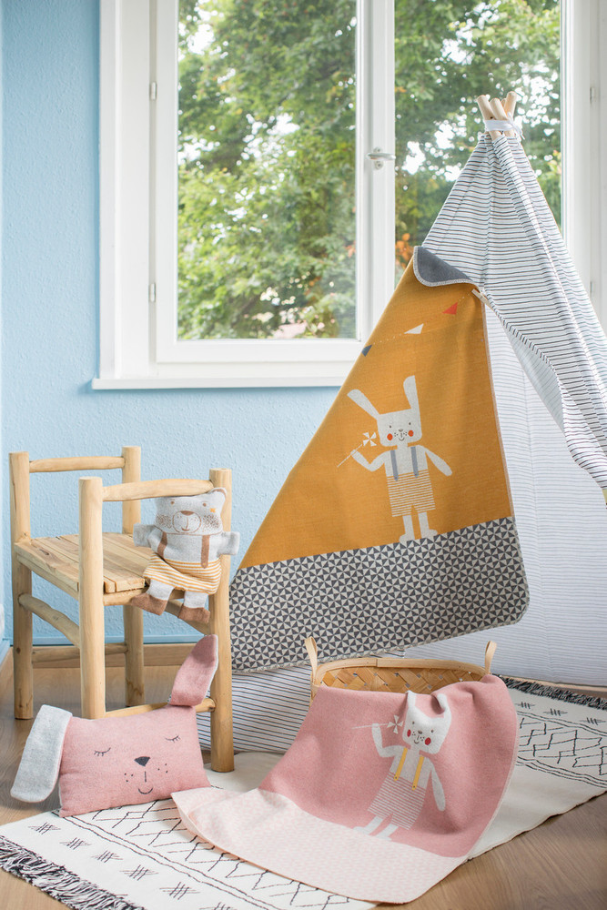 Rouge Bunny Rabbit Bassinet