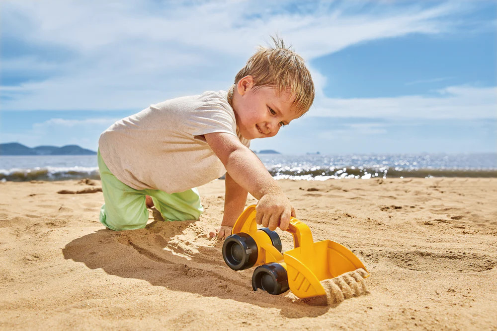 hape monster digger truck 2