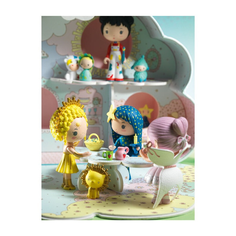 Cloud House Set with range of figurines